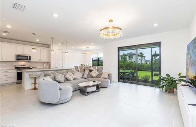1854 Mesa Ln Gallery 3