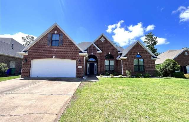 4416  W Arlington  DR - 4416 West Arlington Drive, Rogers, AR 72758