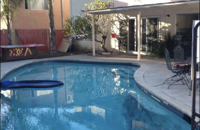 5233 Countryside Dr Gallery 1
