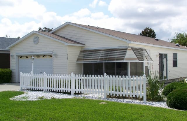 2154 Estevez Dr - 2154 Estevez Drive, The Villages, FL 32159