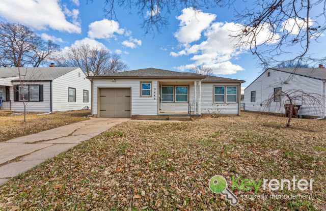 Well-Maintained 2-Bedroom Home – Near I-135 photos photos
