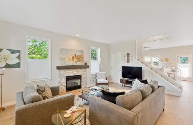 Gorgeous Jacksonville Condo photos photos