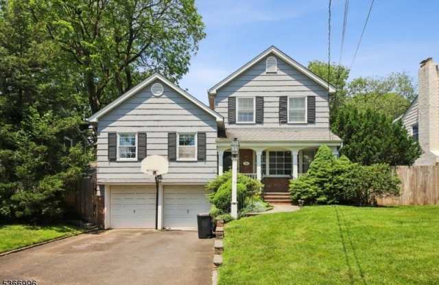 19 Claremont Dr photos photos