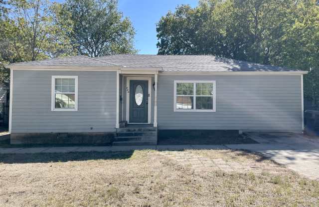 720 Ash Northwest photos photos