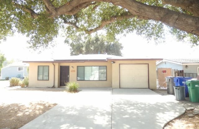 10351 Park Ave - 10351 Park Avenue, Santee, CA 92071