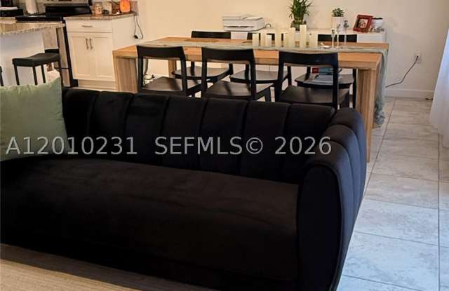 20761 NE 2nd Ct Gallery 4