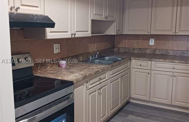 2107 NW 59th Ter photos photos 2107 NW 59th Ter photos photos