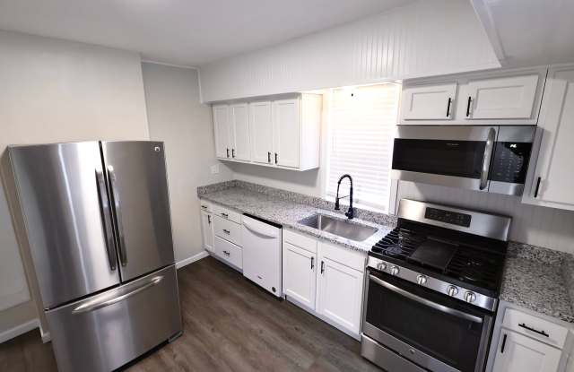 1453 Woodbirch - Full of Character and Cozy Charm photos photos