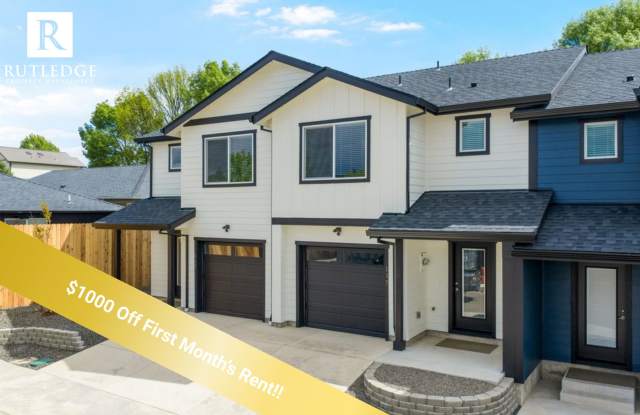 STUNNING 3 Bed / 2.5 Bath Brand New Townhome!! photos photos