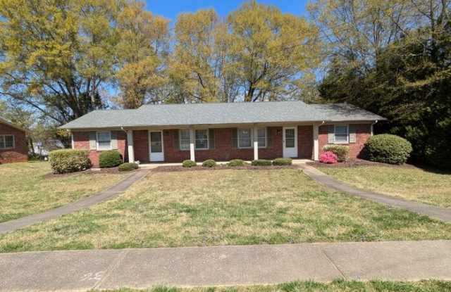 437 10th Avenue Place Northeast - 437 10th Avenue Place Northeast, Hickory, NC 28601 437 10th Avenue Place Northeast - 437 10th Avenue Place Northeast, Hickory, NC 28601