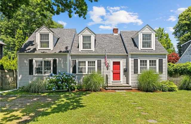 6 Beach Avenue - 6 Beach Avenue, Newport, RI 02840