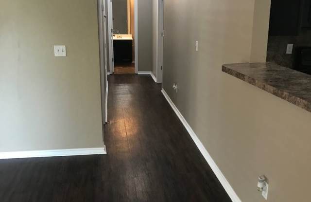 7805 Bennie Terrace Gallery 3