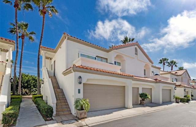 32 Tennis Villas Drive - 32 Tennis Villas Drive, Dana Point, CA 92629