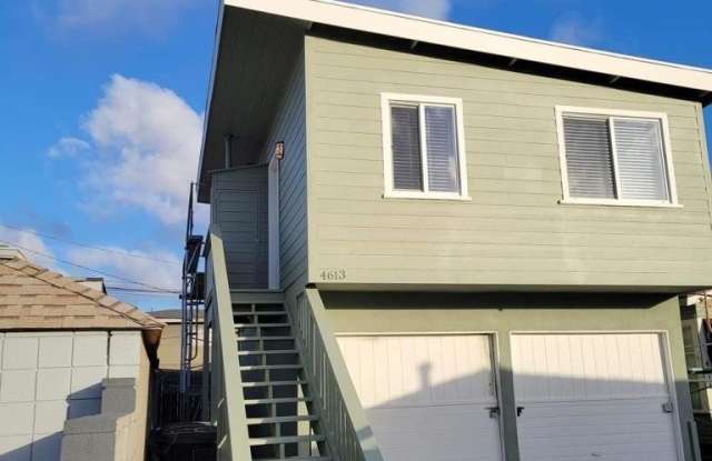 4613 35th St photos photos