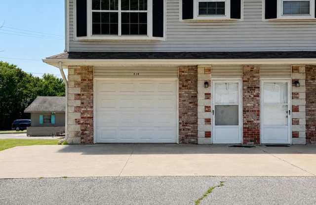 2 Bed | 2 Bath | 1-Car Garage | South Joplin $1000 photos photos