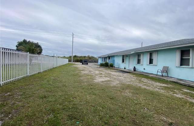 11545 SW 224th St photos photos