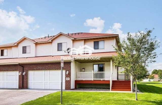 8657 Tessman Circle North - 8657 Tessman Circle North, Brooklyn Park, MN 55445