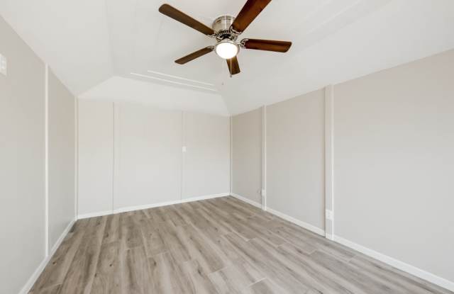 6039 West Townley Avenue photos photos