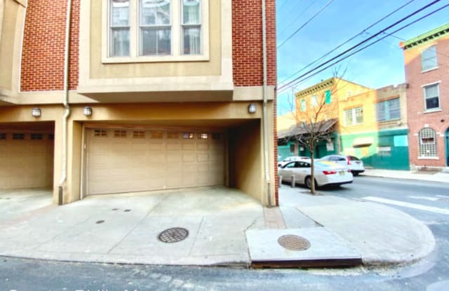 900 N 3rd St - 900 North 3rd Street, Philadelphia, PA 19123