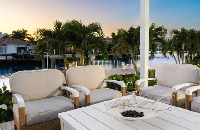 3737 Crayton photos photos 3737 Crayton photos photos