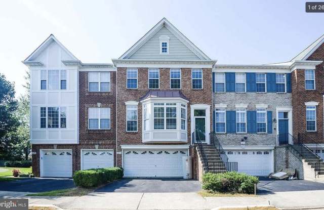 6251 CLARA EDWARD Terrace photos photos