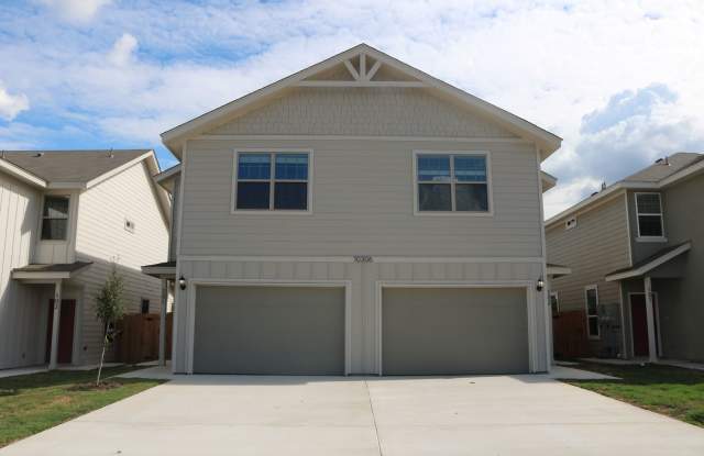 Stylish comfort in a Gated community with amenities! photos photos
