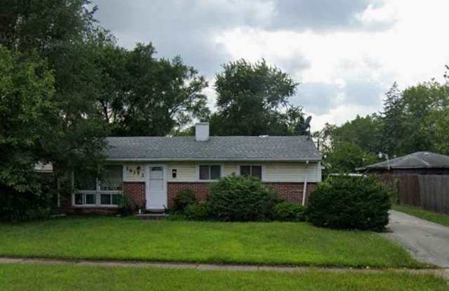 16352 Oxford Dr Gallery 1