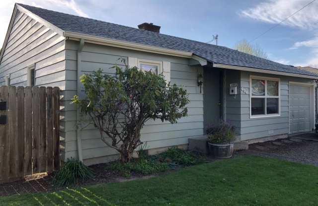 Comfortable 3 bedroom 1 bath photos photos