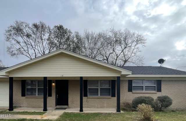 118 Clarence Drive photos photos