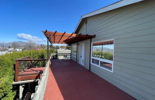Now renting 3 bedroom Apartment upstairs  visit our website at www.stillproperties.com photos photos