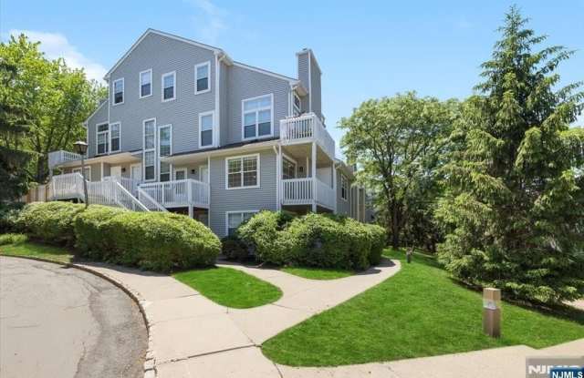 24 Mallard Court photos photos