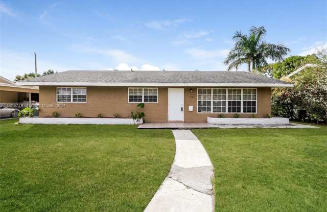 4962 Pineaire Ln - 4962 Pineaire Lane, Palm Beach County, FL 33417