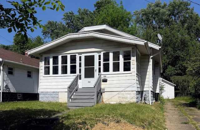 Two bedroom one bathroom single level home for rent photos photos Two bedroom one bathroom single level home for rent photos photos
