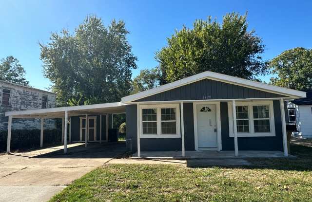 2 Bed home near down town Tulsa photos photos