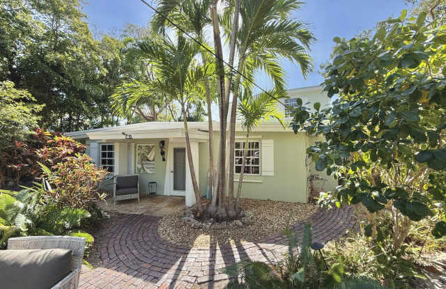 111 N Bay Harbor Drive - 111 North Bay Harbor Drive, Key Largo, FL 33037 111 N Bay Harbor Drive - 111 North Bay Harbor Drive, Key Largo, FL 33037