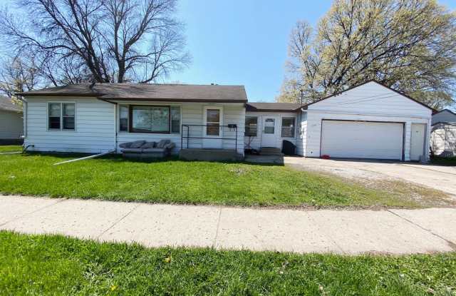 5 Bedroom in North Fargo photos photos
