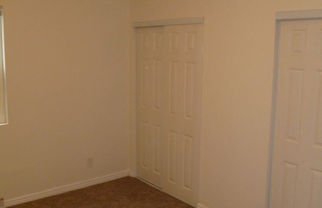 Charming 2-bedroom, 2-bath home in Kersey, CO Gallery 4