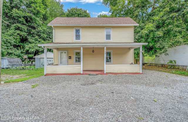 250 Courtdale Avenue - 250 Courtdale Avenue, Courtdale, PA 18704