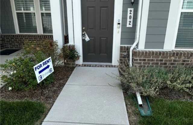 12109 Oxford Landing Drive photos photos