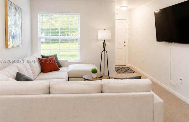 14890 Pleasant Bay Ln Gallery 2