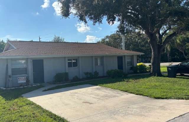 5710 7th Street East photos photos