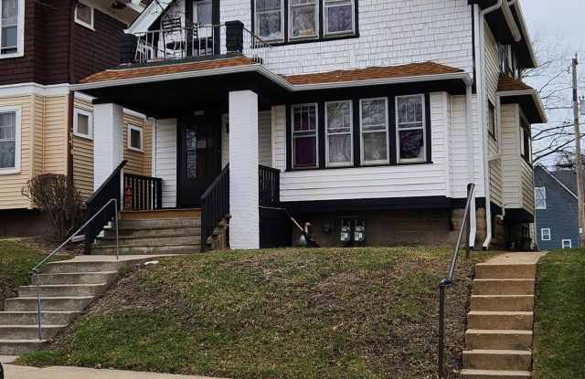 3124 North 16th Street - 2 photos photos