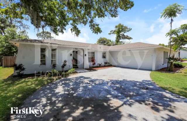 7624 Waunatta Court - 7624 Waunatta Court, Goldenrod, FL 32792