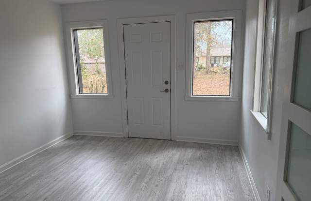 128 Country Club Circle photos photos