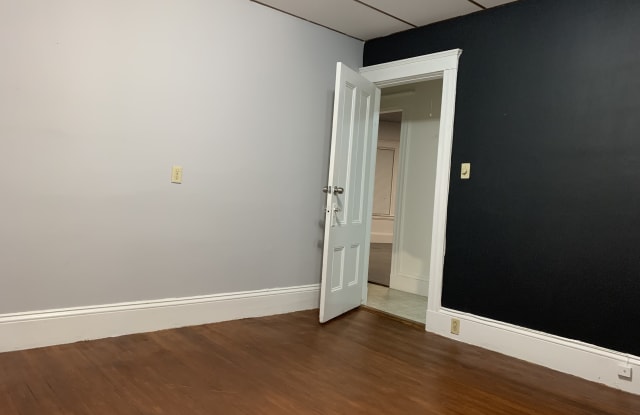 79 Chestnut Street - 79 Chestnut Street, Everett, MA 02149