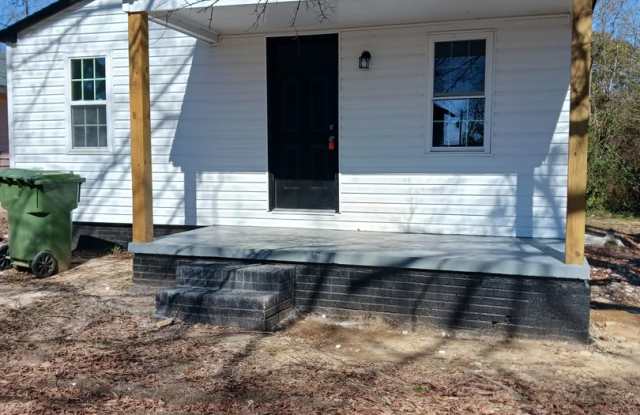 Renovated Two Bedroom House for Rent in Lancaster! photos photos