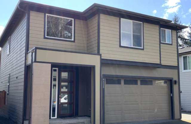 4328 148th Place SW - 4328 148th Pl SW, North Lynnwood, WA 98087