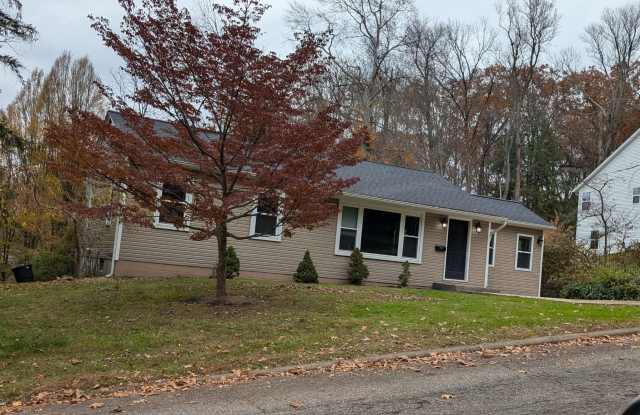 1009 East High Street - 1009 East High Street, Mount Vernon, OH 43050