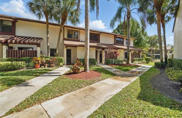 4322 N CARAMBOLA CIR N photos photos