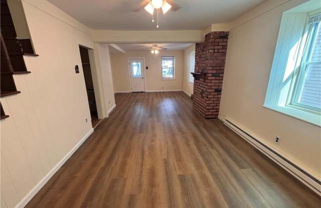 840 Constitution Drive Gallery 3
